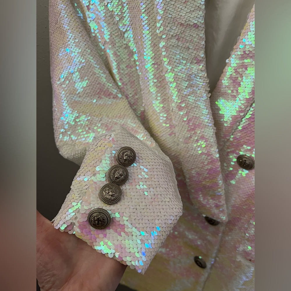 White Sequin Pearl Blazer With Silver Lion Head Buttons Size Small - Picture 6 of 11